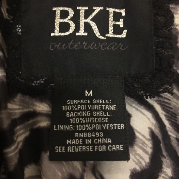 Leather jacket - Picture 3 of 5